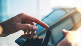 Finger_tipping_at_tablet_280_192.jpg